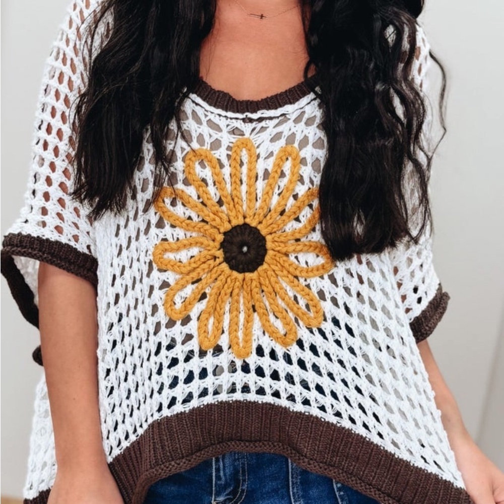 Crochet Flower Knit Top